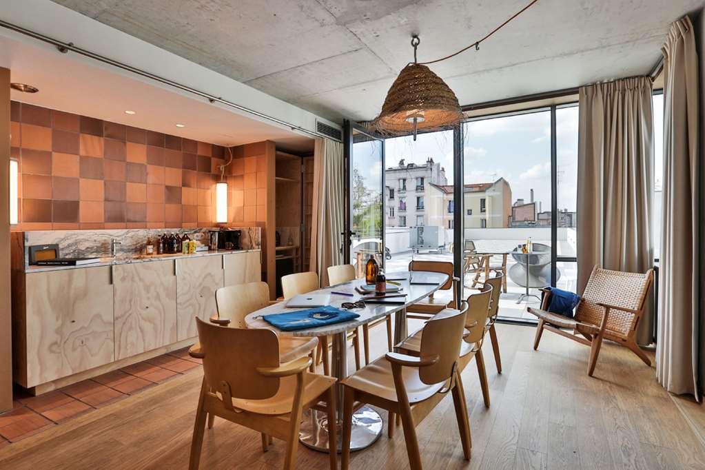 Отель Mob House Сент-Уан Номер фото