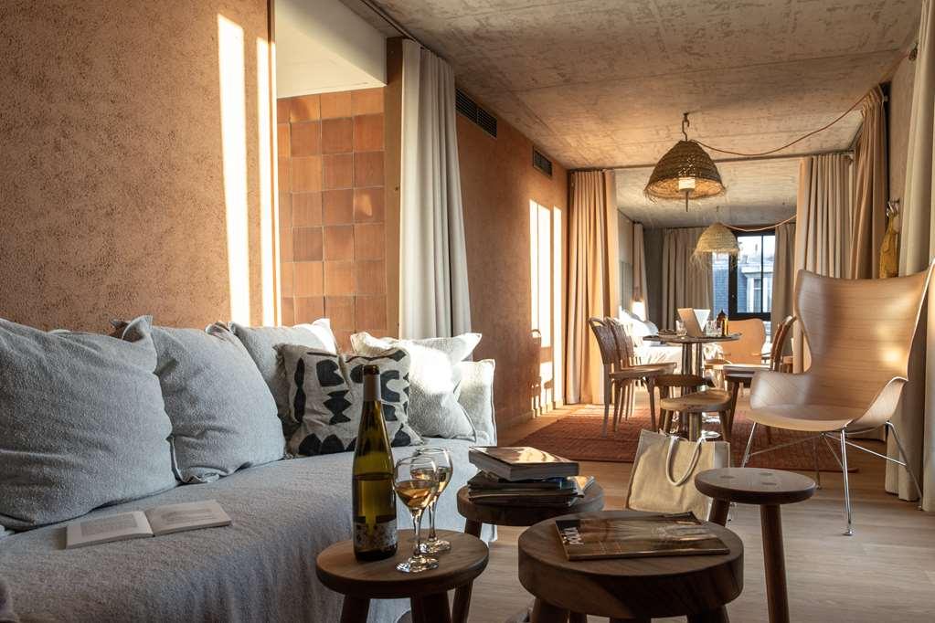 Отель Mob House Сент-Уан Номер фото